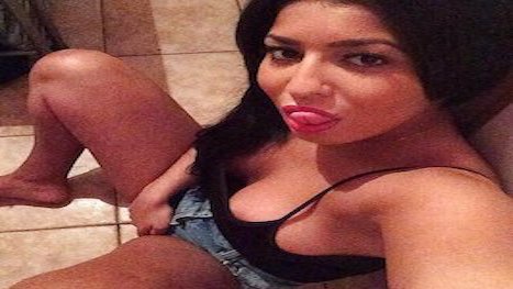Baiser femme cougar